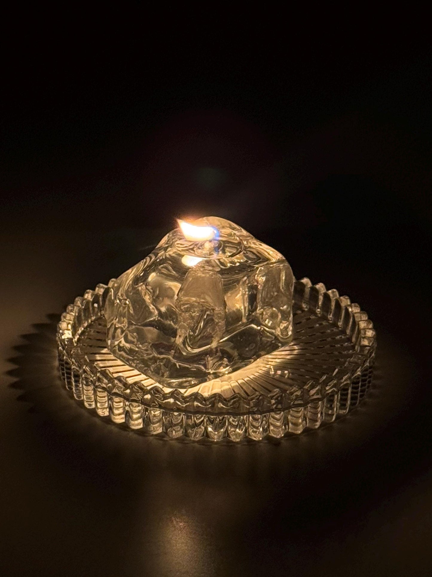 Ice Candle with Clear Candle Plate